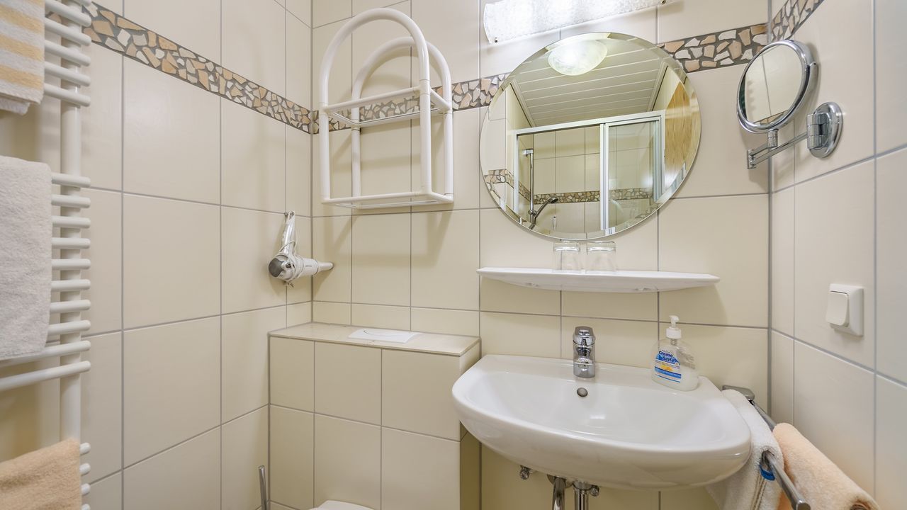 Badezimmerbeispiel Badezimmerbeispiel